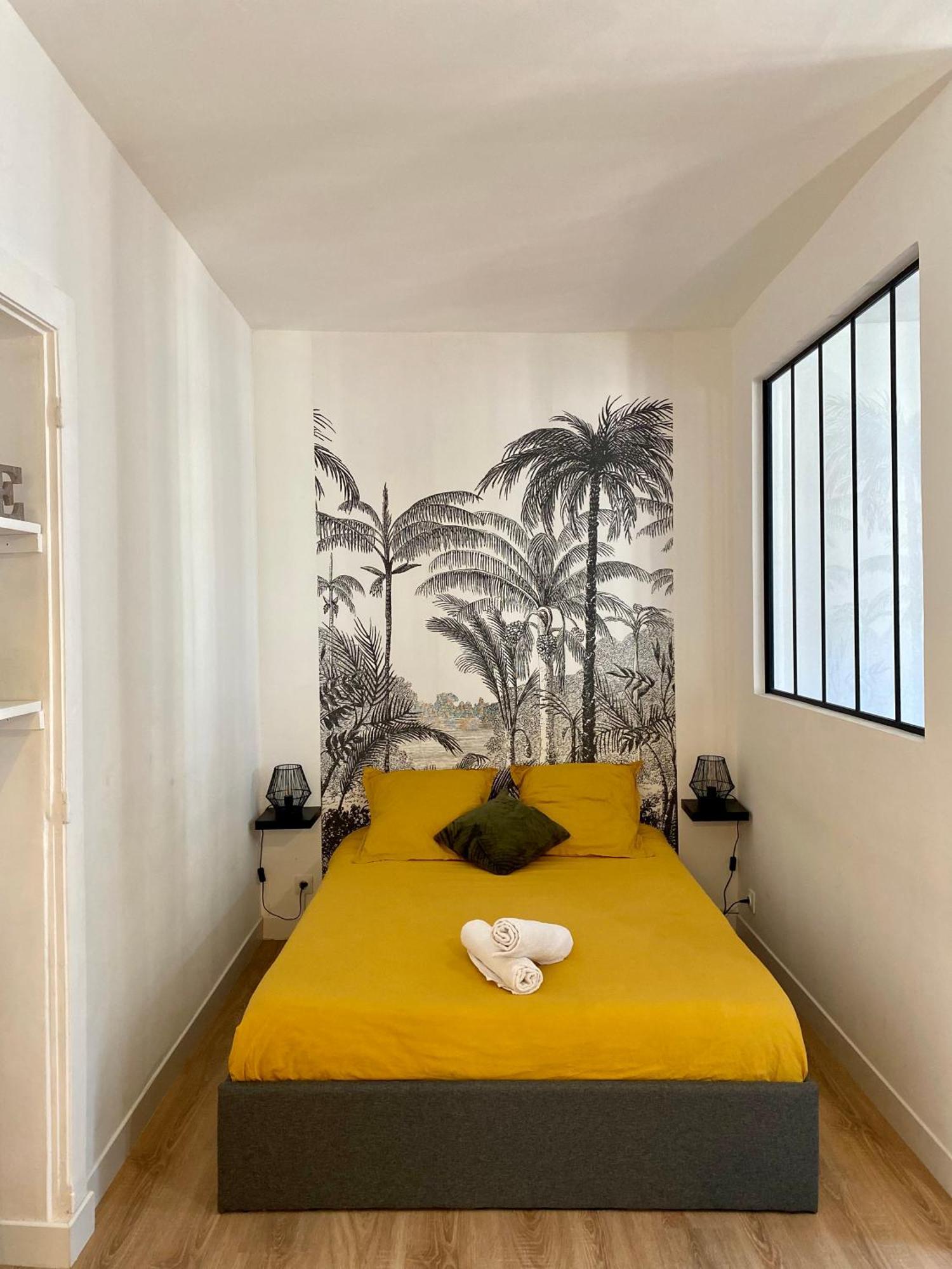 Les Remparts Apartment ฟูแฌร์ ภายนอก รูปภาพ
